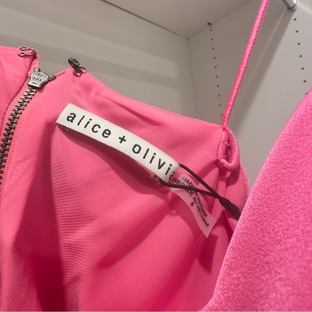 Alice + Olivia Vibrant Pink silk Dress new women - Picture 5 of 5